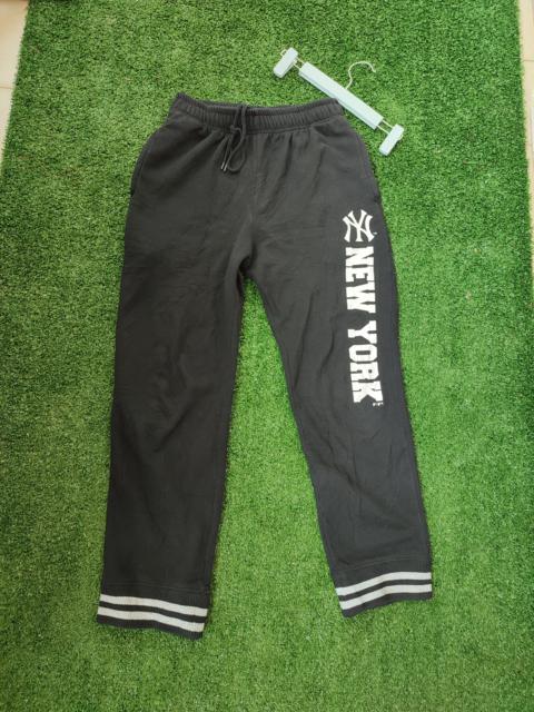 Other Designers MLB - Offer ‼️ New York Yankees Sweatpants By Caitac Family inc.