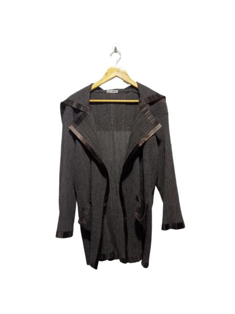 ISSEY MIYAKE Issey Miyake Pleats Cardigan