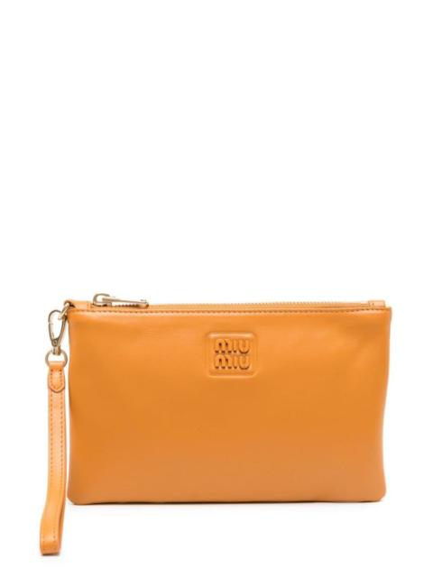 MIU MIU LOGO-EMBOSSED LEATHER CLUTCH BAG