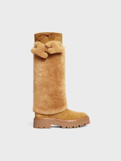 CELINE Celine Bulky Triomphe Shearling Boots