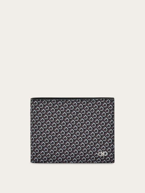 FERRAGAMO Gancini wallet