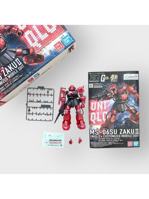 Anime - STEAL! Uniqlo x Gundam Zaku II 1/144 Plastic Model Kit