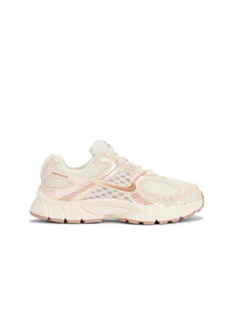 V5 Runner Sneaker