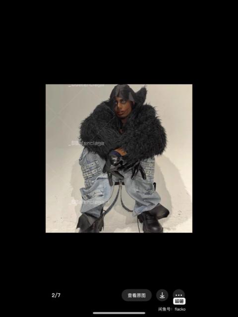 BALENCIAGA Balenciaga Fall 2020 Ready-to-wear runway piece: Black short fur jacket with zipper closure.