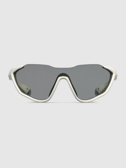 GUCCI Mask-shaped sunglasses