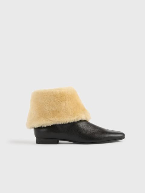 TOTEME Downtown shearling boots black/beige
