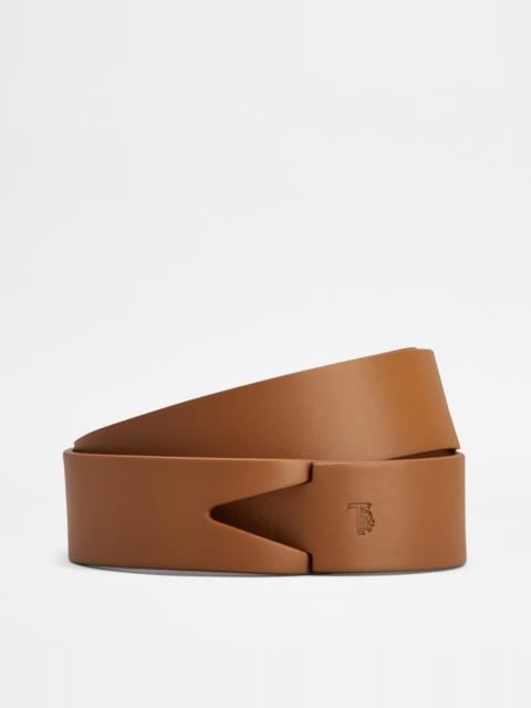 Tod's BELT IN LEATHER - BROWN