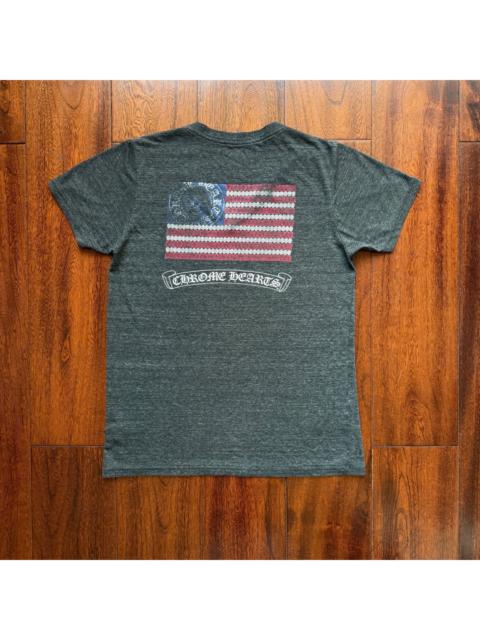 Chrome Hearts Chrome Hearts Croix de Lorraine Flag Scroll V-Neck Short Sleeve Tee