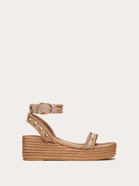 Valentino ROCKSTUD FLATFORM SANDAL IN CALFSKIN 45MM