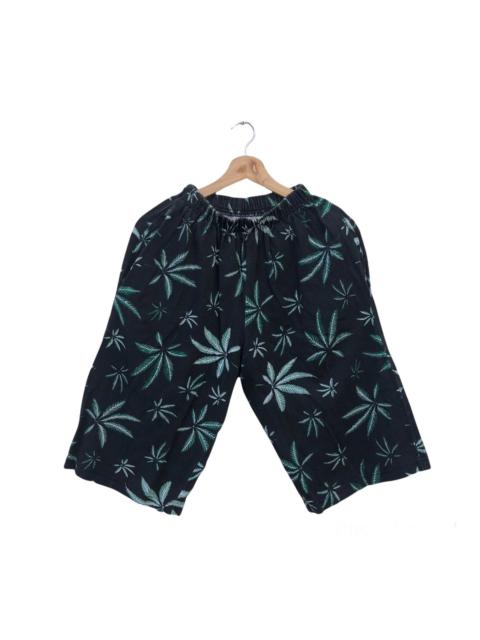 Other Designers Vintage - VINTAGE MADE IN USA SHORT PANTS WEED FULL PRINT