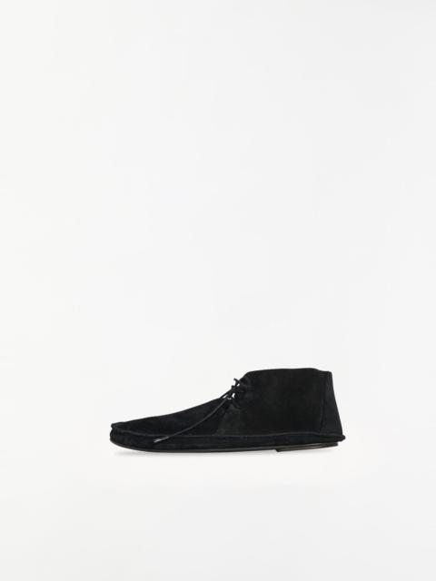 Tyler Lace Up