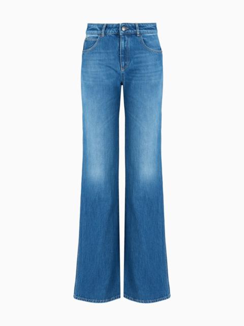 EMPORIO ARMANI J9D mid-rise jeans with a flared hem in vintage-look denim