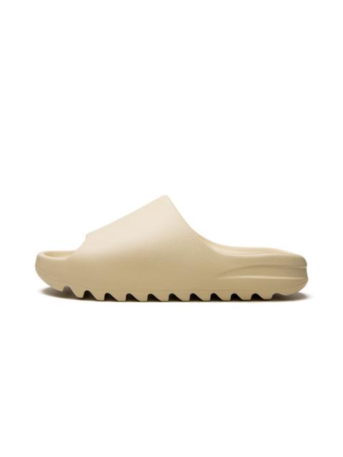 YEEZY Yeezy Slide "Bone (2022 Restock)"