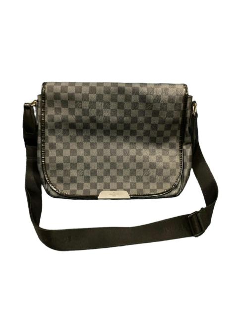 Louis Vuitton Auth LOUIS VUITTON Damier Graphite Daniel MM Shoulder Bag