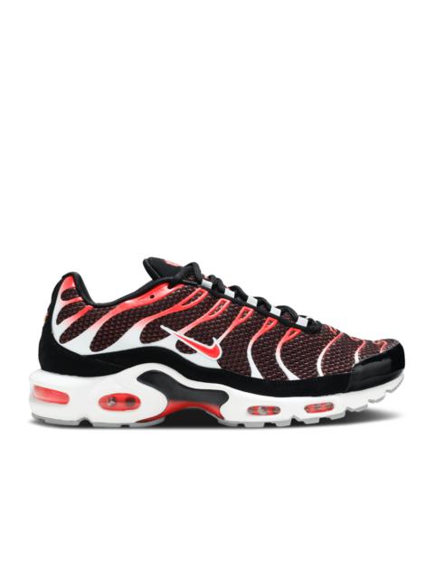 Nike AIR MAX PLUS 'HOT LAVA'