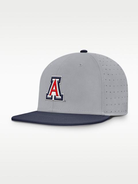 Nike Arizona Dugout True Men’s Nike Dri-FIT College Fitted Hat