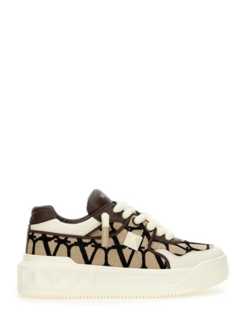 Valentino Valentino Garavani Men Low-Top Sneaker "One Stud Xl"