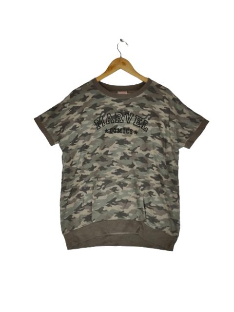Other Designers Marvel Comics - MARVEL CAMOUFLAGE BAGGY Spellout Shortsleeve Sweatshirt