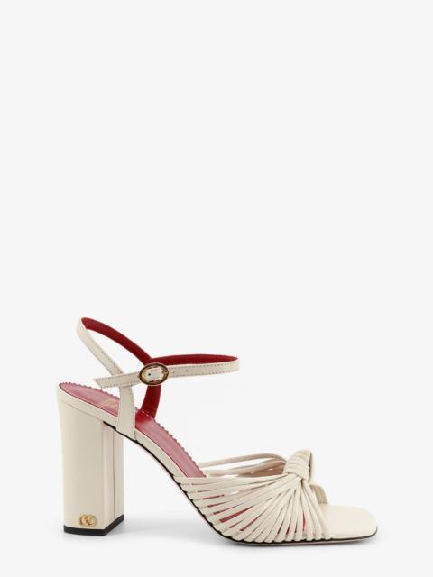 Valentino Valentino Garavani Vg Annet Leather Sandals Beige
