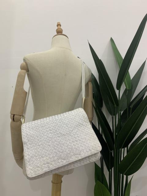 Authentic vintage bottega veneta white leather shoulder bag