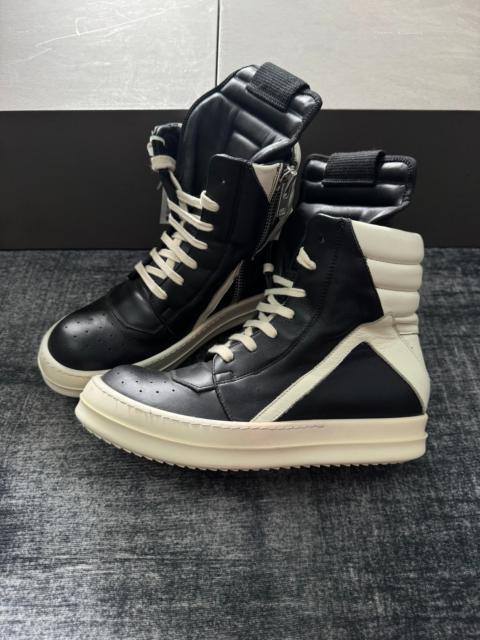Rick Owens Rick Owens Inverted-Triangle Sneakers