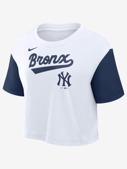 Nike New York Yankees Script Women's Nike Dri-FIT MLB Cropped T-Shirt