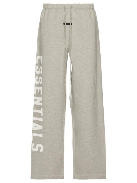 ESSENTIALS Fleece Relaxed Sweatpant