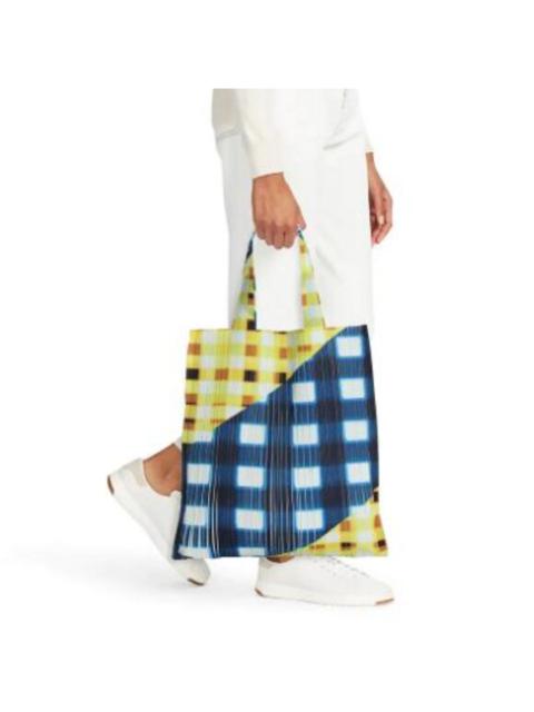 ISSEY MIYAKE BNWT AW21 ISSEY MIYAKE PLEATS PLEASE TREK TOTE BAG YELLOW