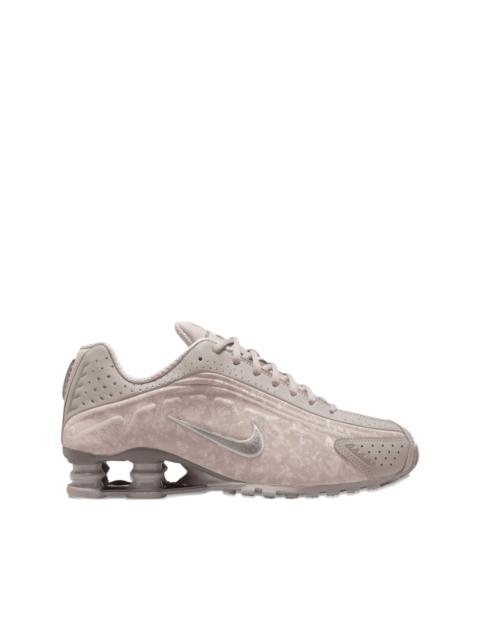 Nike Shox R4 "College Grey/Flat Pewter" sneakers