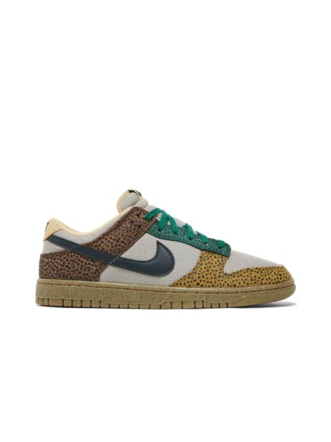 Dunk Low 'Golden Moss'