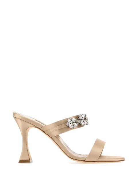 Manolo Blahnik Manolo Blahnik Women Skin Pink Satin Pesan Mules