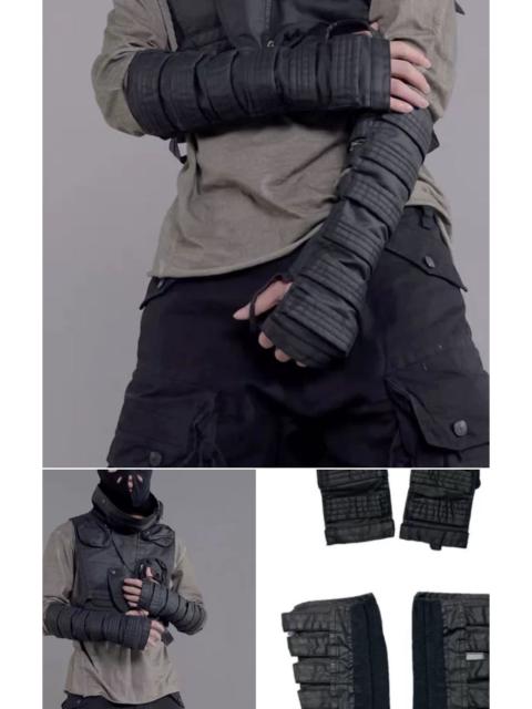 Other Designers Chaunk dune style wrist glove