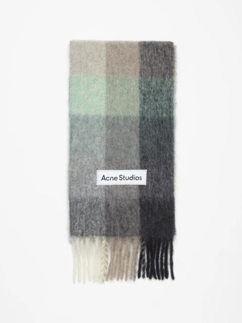 Acne Studios Mohair checked scarf - Green/grey/black