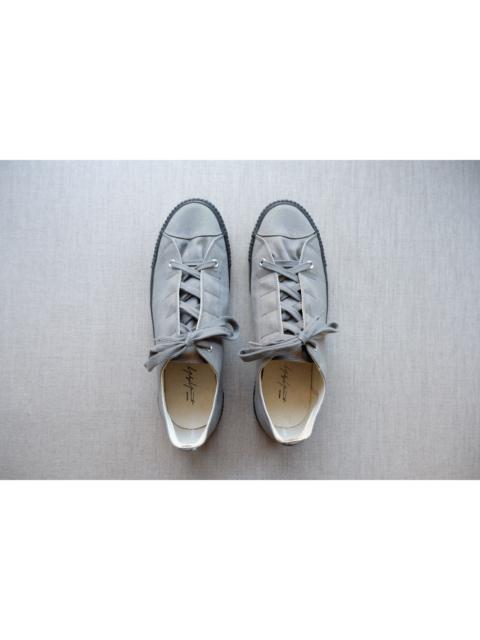 SS16-Runway Canvas Shoes with Hidden Eyelets