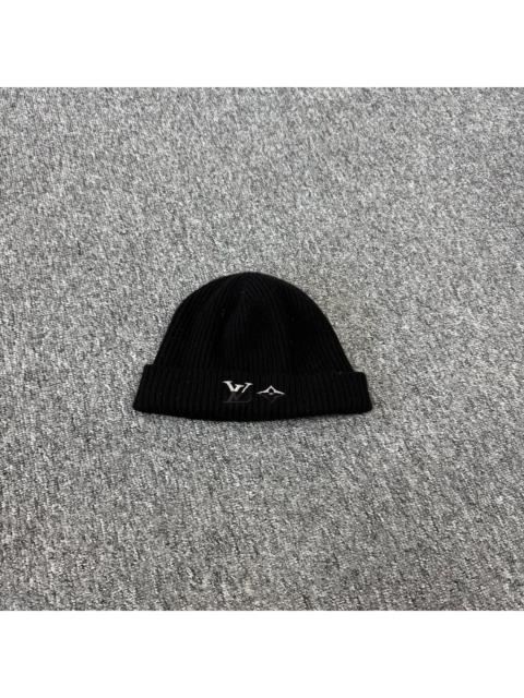 Louis Vuitton Louis Vuitton LV logo embroidered cashmere beanie