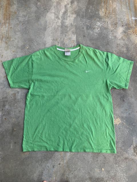 Nike Vintage Nike Small Embroided Swoosh Logo Tshirt