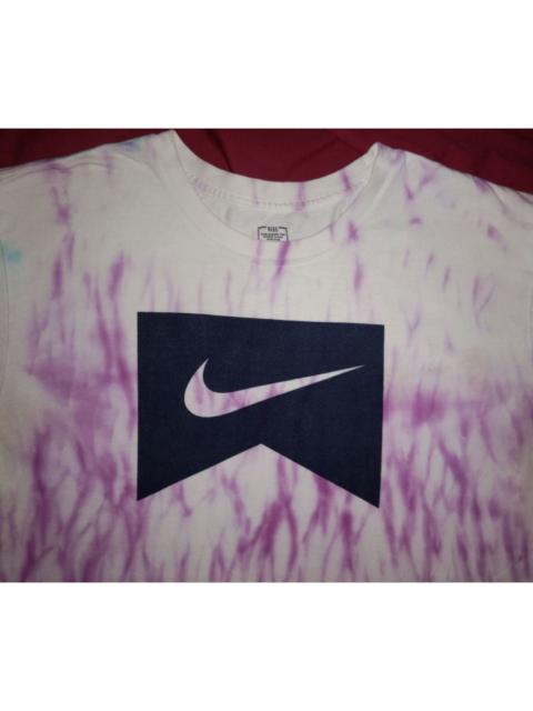 Nike Nike Tiedye tshirt