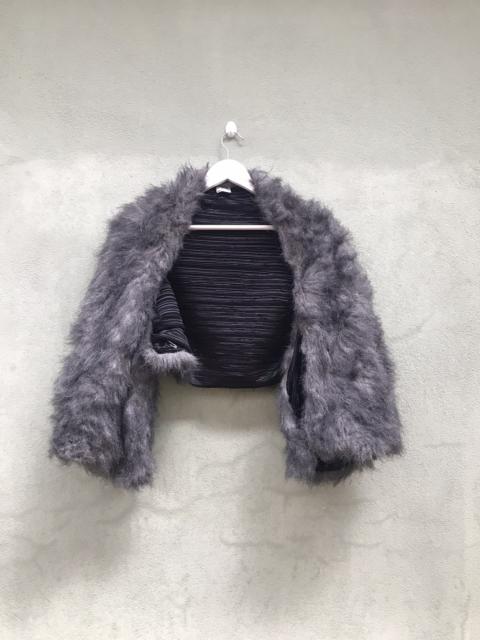 Other Designers Japanese Brand - PLEATS PLEASE FUR SHOULDER BY ISSEY MIYAKE