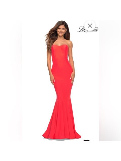 Other Designers NWT La Femme 30759 Simple Strapless Long Gown Dress in Hot Coral Sz 4 $358‎