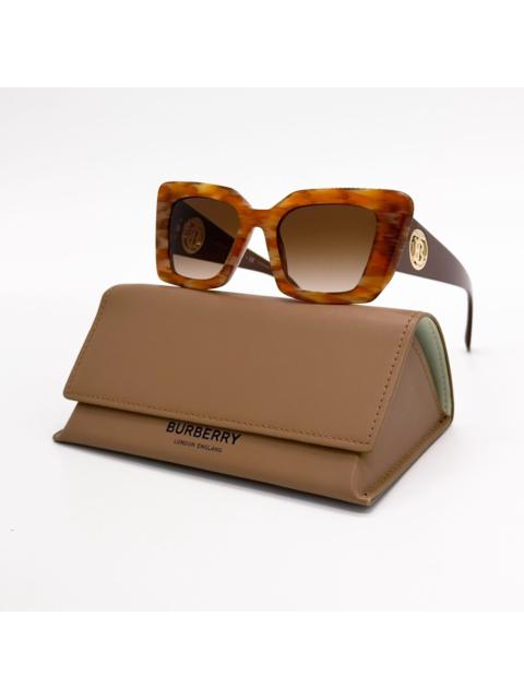 Burberry NWT Burberry BE4344 DAISY 3940/13 Cat Eye Women Sunglasses