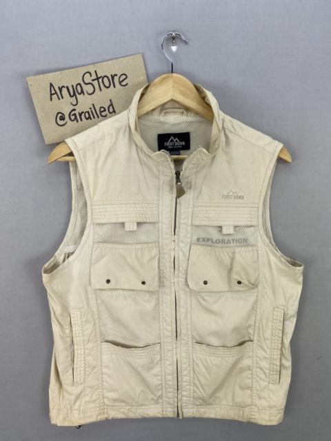 Vintage First Down The Basic Vest Suitable for Explorer