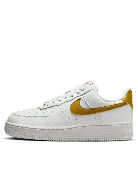 Nike (WMNS) Nike Air Force 1 'Next Nature Bronzine' DV3808-101