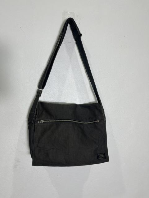 Yoshida Porter & Co Slingbag