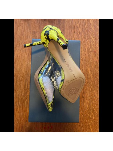 VINCE CAMUTO - POISED PUMP - Color: Yellow Snake - Size: 6.5