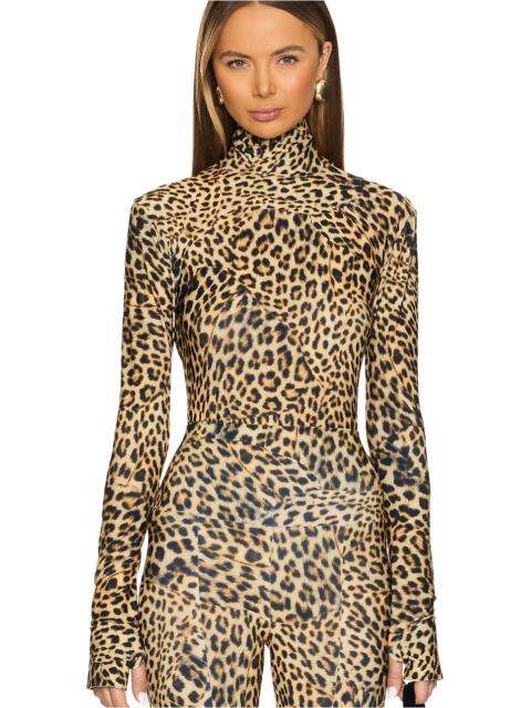 NORMA KAMALI Slim Fit Long Sleeve Turtleneck Top