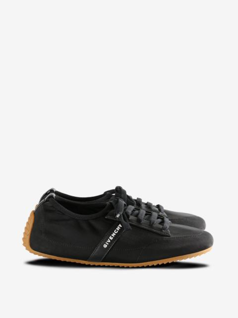 Givenchy GIVENCHY - Women Slim Sneakers