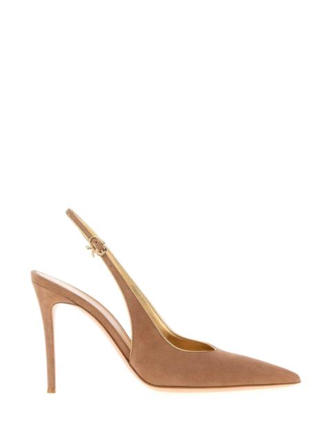Gianvito Rossi Gianvito Rossi Women Camel Suede Yves Pumps