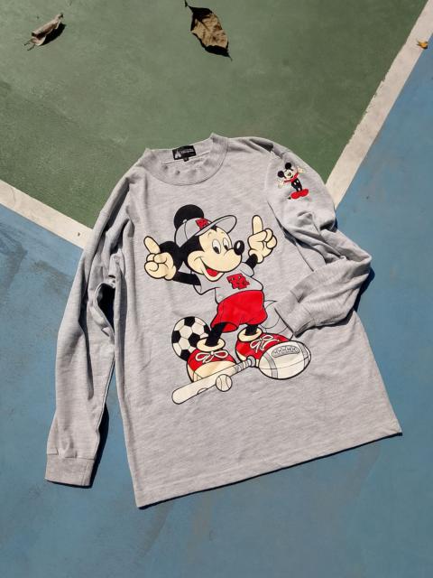Other Designers 💥 Vintage Mickey Mouse Disney Land Hong Kong Crewneck