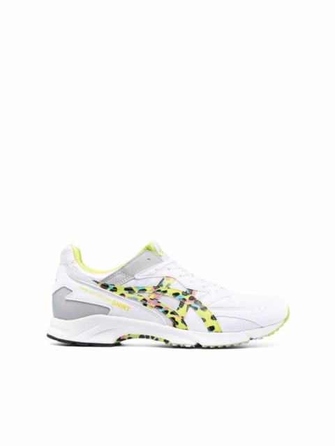 colour-block panelled trainers