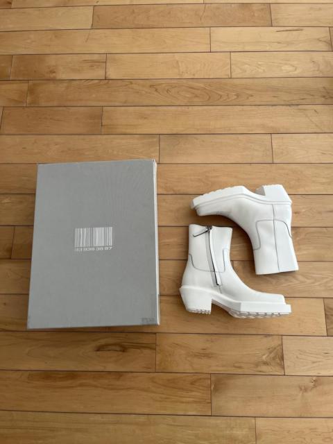VETEMENTS NWD - Vetements White Cowboy Boots